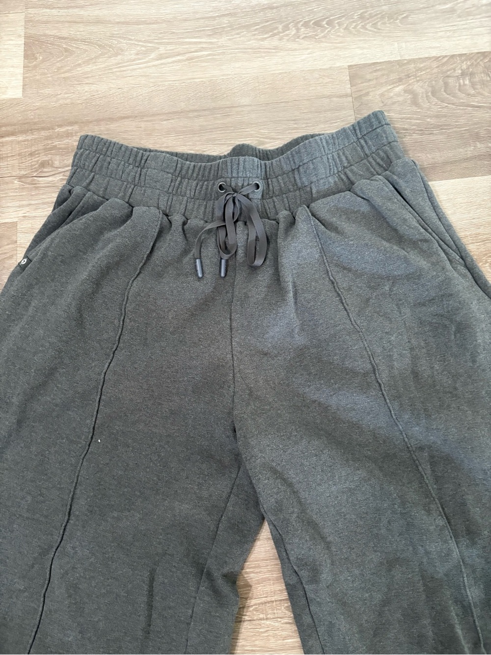 Women’s Pop flex Petite Wide-Leg Drawstring Lounge Pants - Charcoal - Picture 2 of 10
